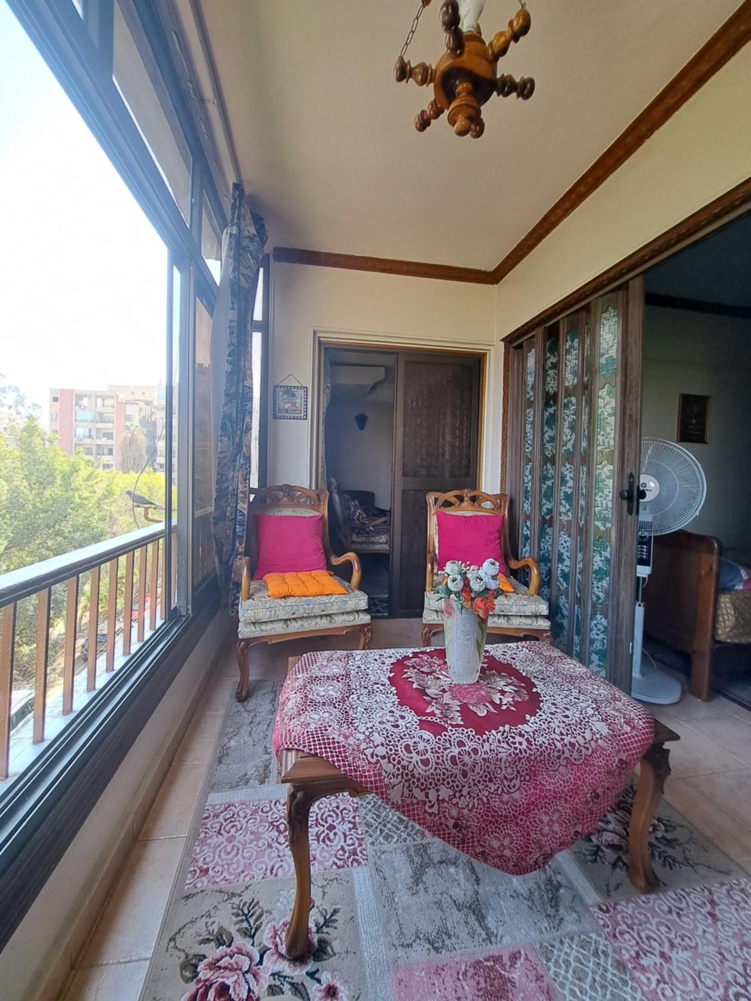 Panorama Apartment With A Charming View Of Cairo International Airport All The Apt For You With Free Airport Pick Up Or Drop Off Limousine شقة بانوراما بإطلالة ساحرة على مطار القاهرة الدولي Exteriör bild